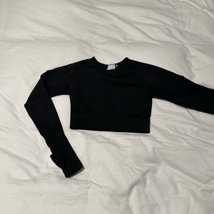AYBL seamless long sleeve crop top